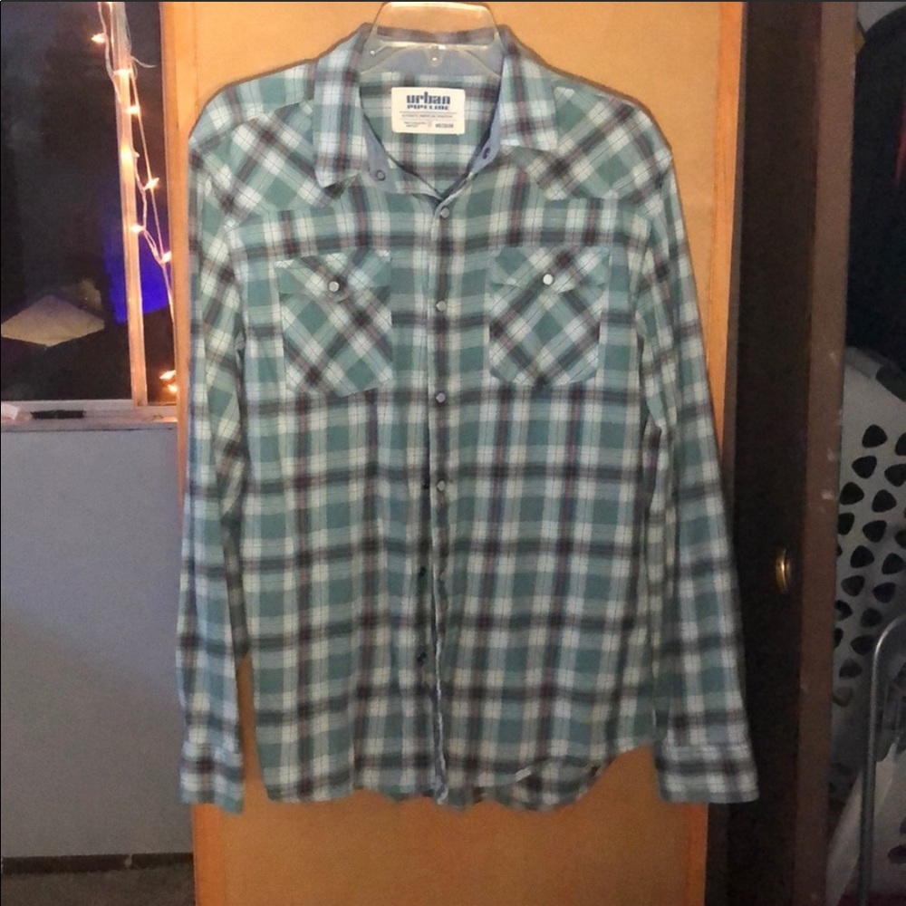 Urban Pipeline Men’s M shirt